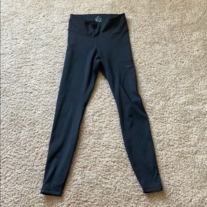 Nike pocket leggings